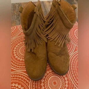 Mossimo Supply Co Boots Womens 8 Ankle Bootie Brown Suede Fringe Pull On Block